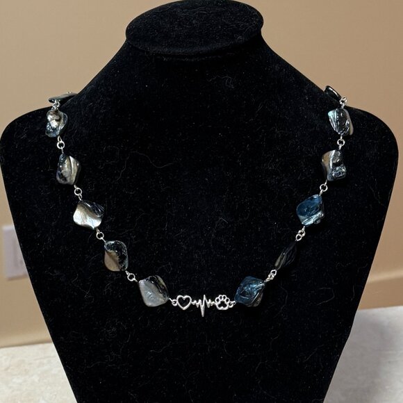 Blue Irregular Mother of Pearl Shell Necklace + Paw Print Heart Beat Pendant - Picture 3 of 13